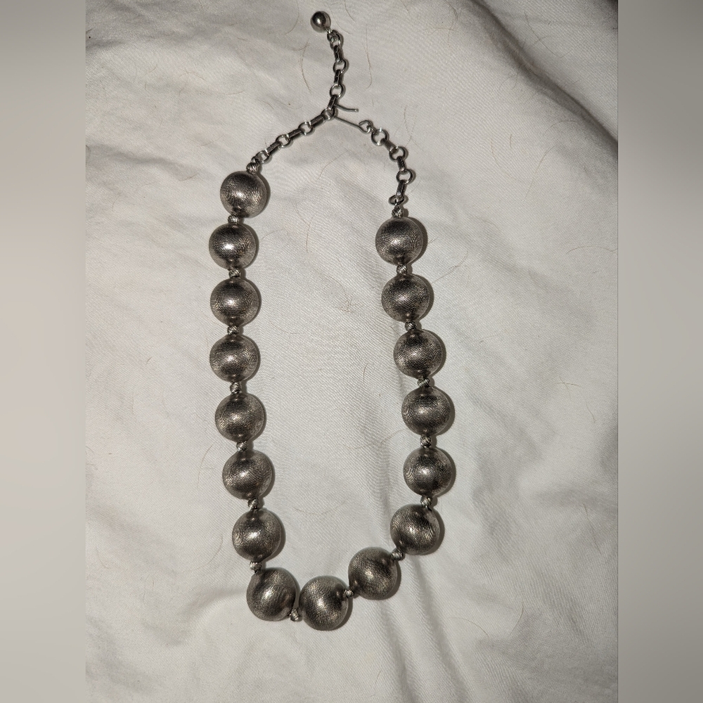 Vintage silver bead necklace